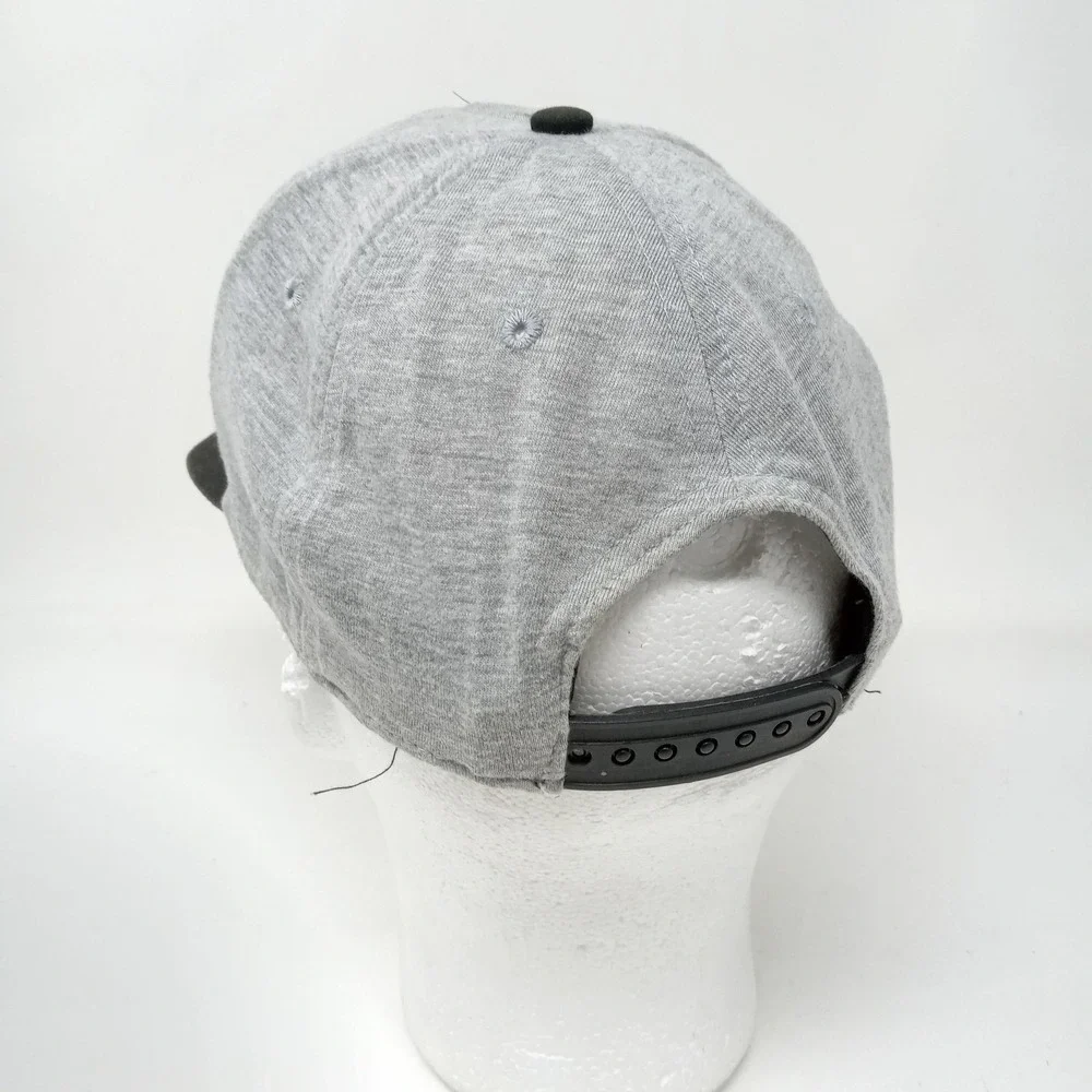 Roblox Hat Cap Snap Back Youth One‎ Size Gray Black Logo Graphic Gamer Gaming